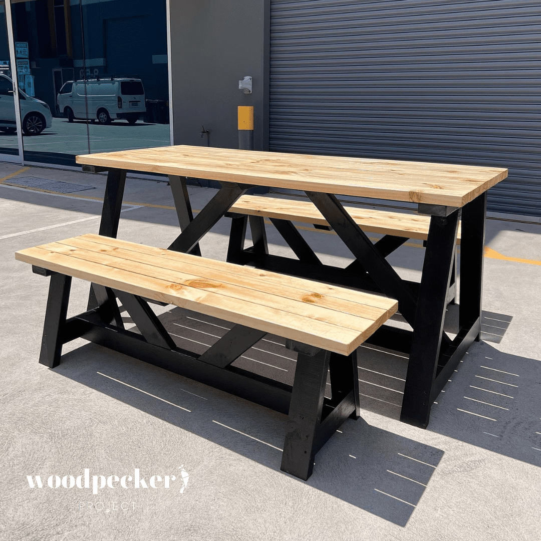 Modern outdoor table set with ergonomic chairs, designed for ultimate comfort and a relaxing dining experience