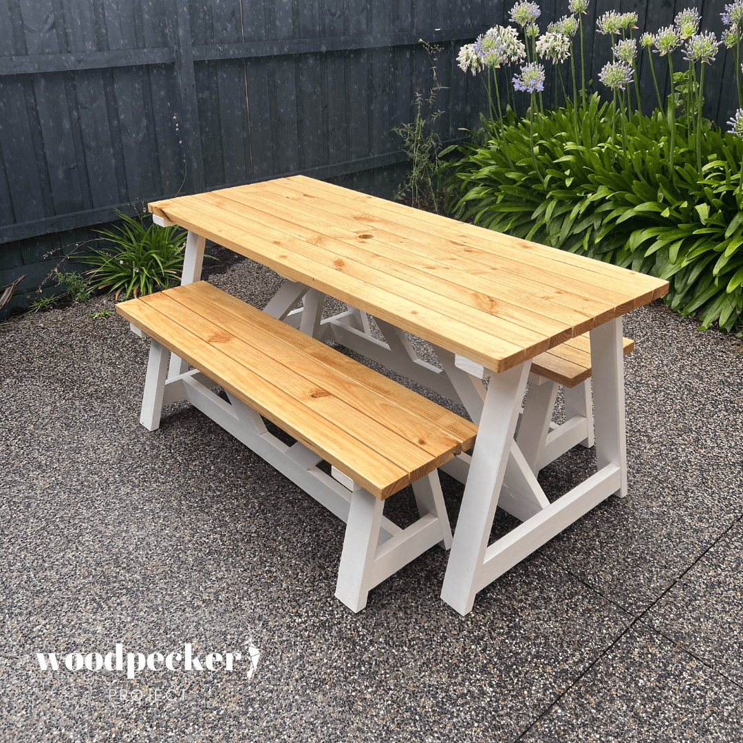 Modern outdoor table set with a space-saving design, ideal for small patios and maximizing outdoor area usability