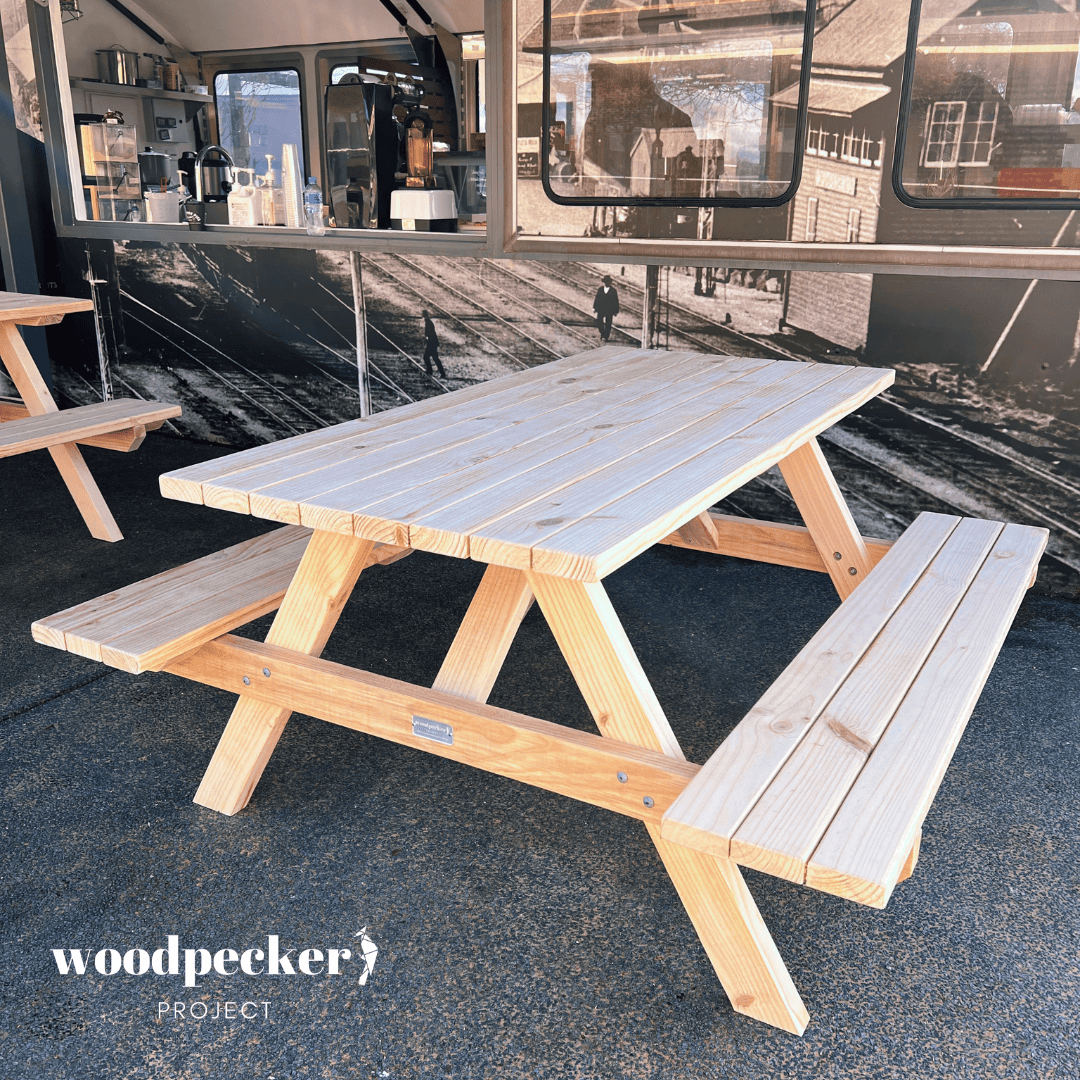 Standard Picnic Tables