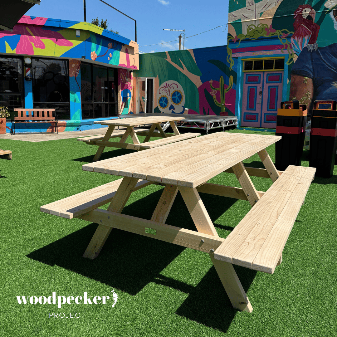 Standard Picnic Tables